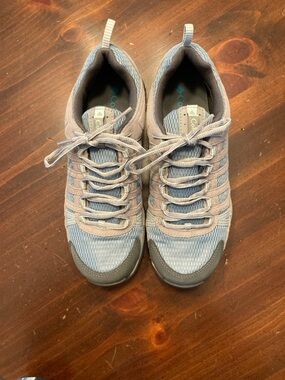 Columbia Women's Blue and Gray Trail Sneakers